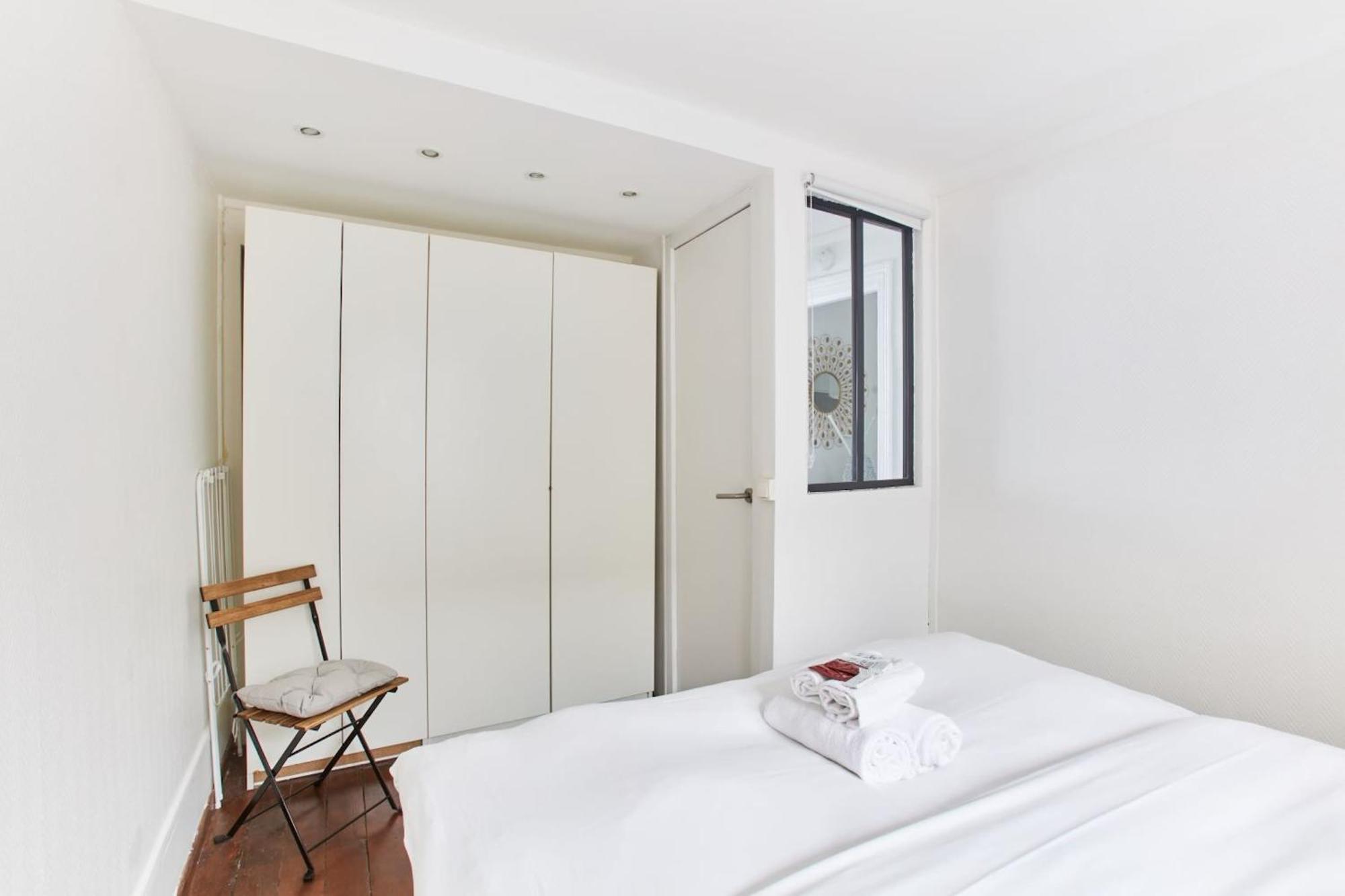 Montmartre & Sacre-Coeur Basilica - 1Br - Cityapartmentstay ปารีส ภายนอก รูปภาพ